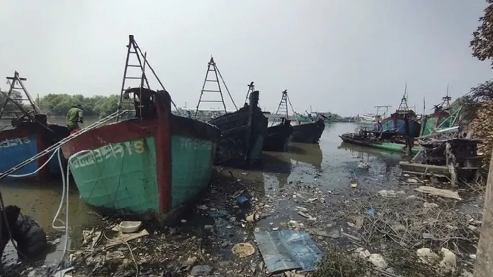 Tiền Giang: Cháy 7 tàu cá, thiệt hại hơn 5 tỷ đồng