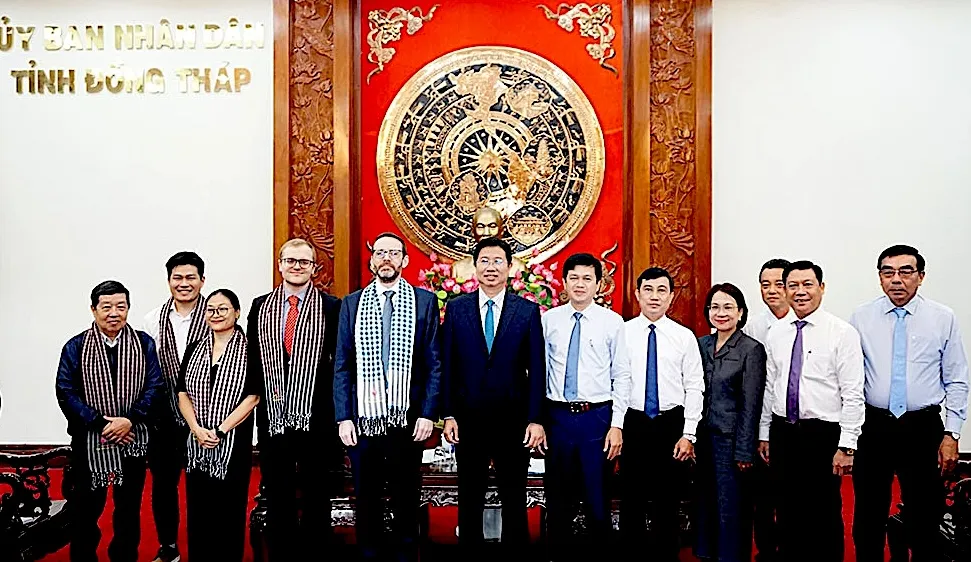 Đồng Tháp tiếp Đại sứ Đặc mệnh toàn quyền Vương quốc Anh