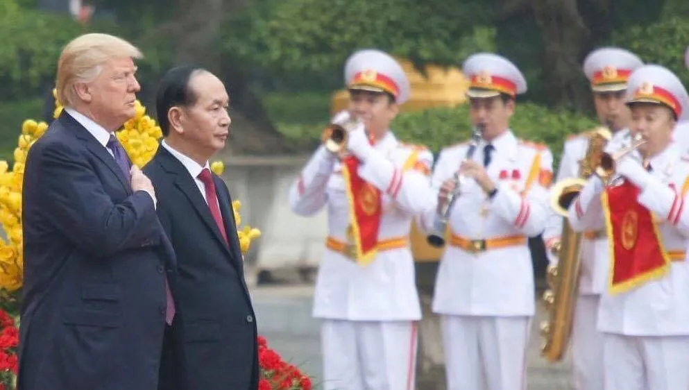 Chủ tịch nước Trần Đại Quang chủ trì lễ đón Tổng thống Donald Trump