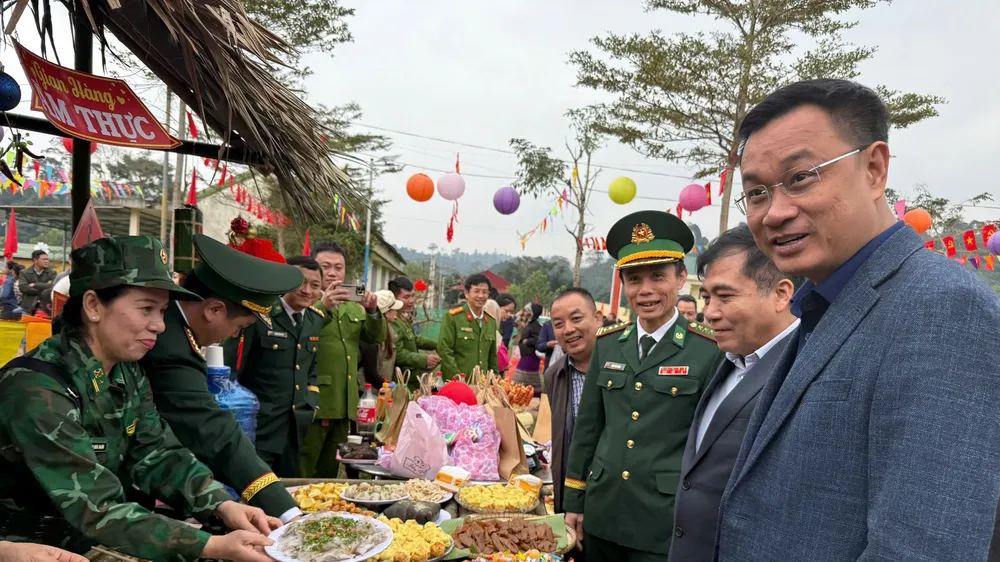 Quảng Bình: Rộn ràng biên cương với “Xuân Biên phòng - ấm lòng dân bản”