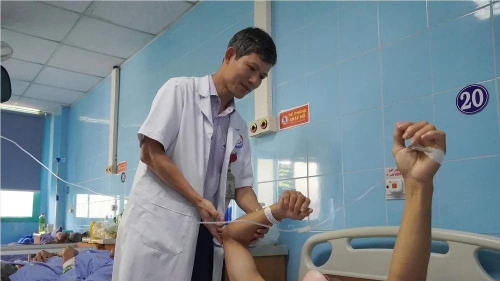 Gia tăng ca chấn thương nặng do leo hái nhãn