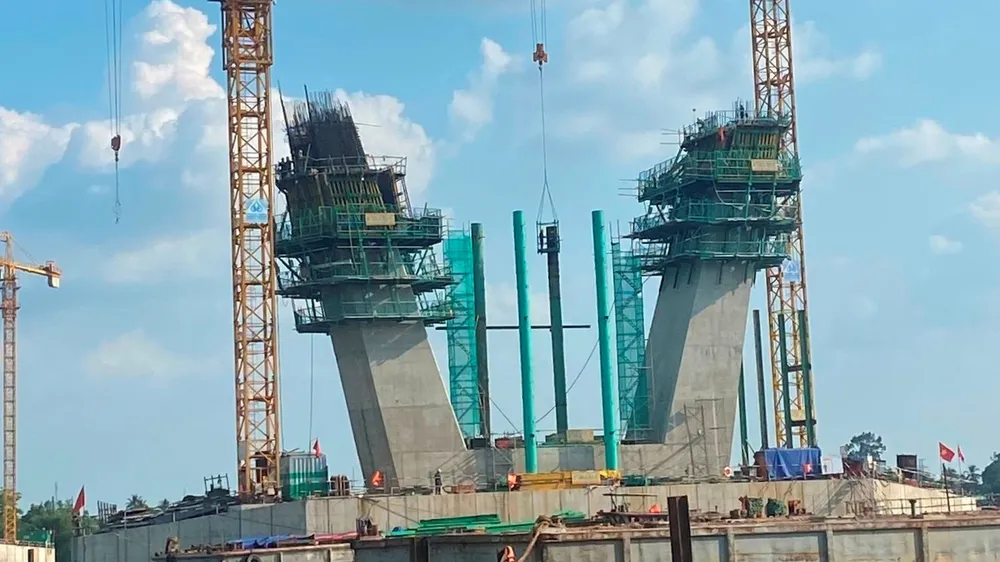 Bộ GTVT yêu cầu tập trung các mũi thi công cầu Mỹ Thuận 2