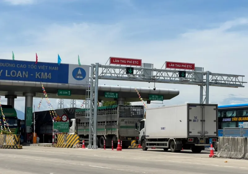 Thời gian qua hàng loạt tài xế xử dụng GPLX giả để lưu thông trên cao tốc Đà Nẵng - Quãng Ngãi