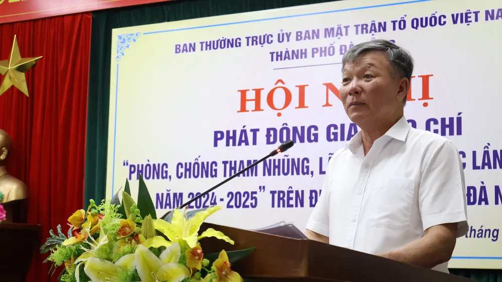 Ông Lê Văn Trung, Chủ tịch Uỷ ban MTTQ Việt Nam TP Đà Nẵng phát biểu tại Hội nghị 