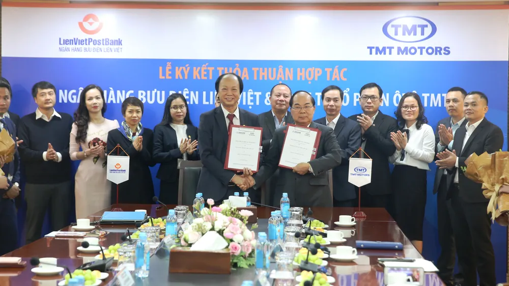 LienVietPostBank và ô tô TMT hợp tác cung cấp dịch vụ