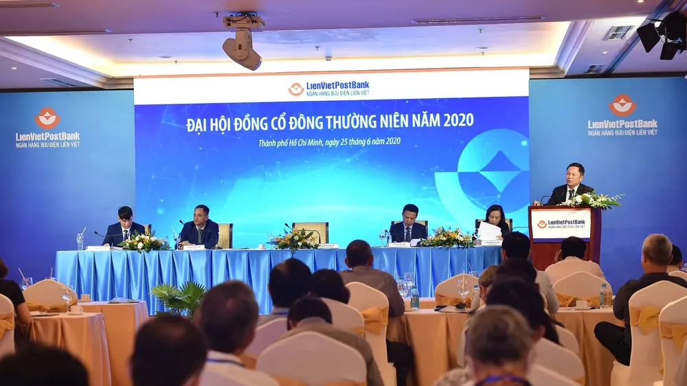 Phương án phát hành tăng vốn của đại hội đồng cổ đông LienVietPosstBank đã được NHNN chấp thuận