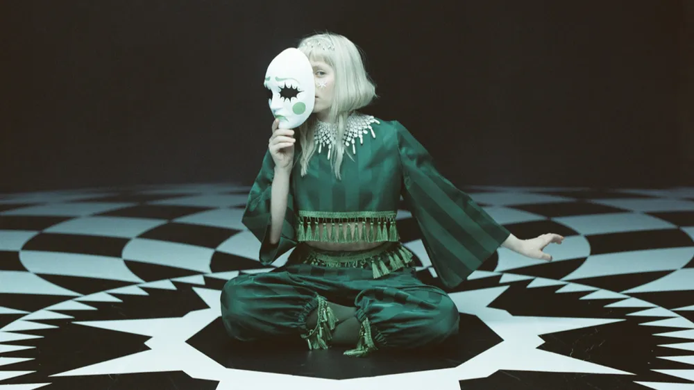 Aurora ​trở lại cùng “Cure for me”