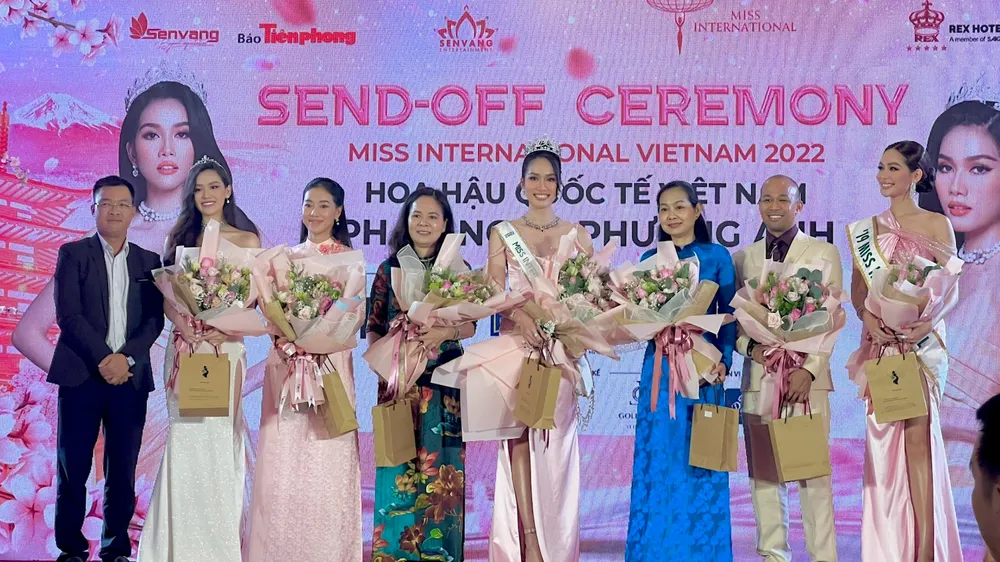 Á hậu Phương Anh chính thức đại diện Việt Nam tham dự Hoa hậu Quốc tế 2022