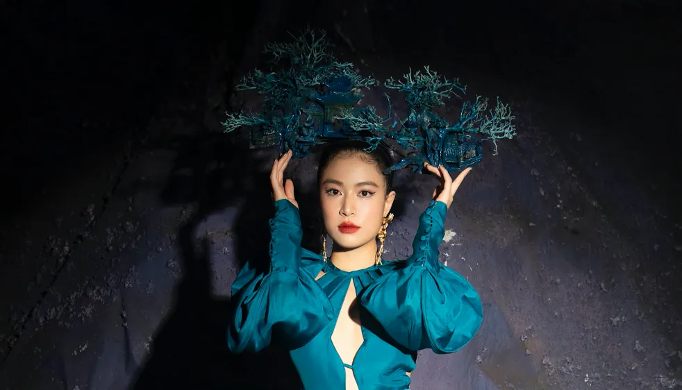 Hoàng Thùy Linh tung MV chốt năm 2022