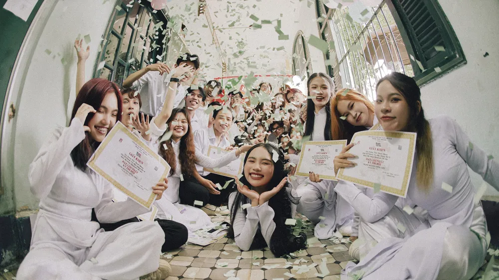 Phương Mỹ Chi lồng ghép văn học Việt vào MV mới