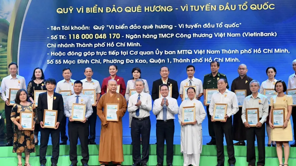 TPHCM tiếp tục “Hướng về biên giới, biển, đảo Tổ quốc” năm 2023