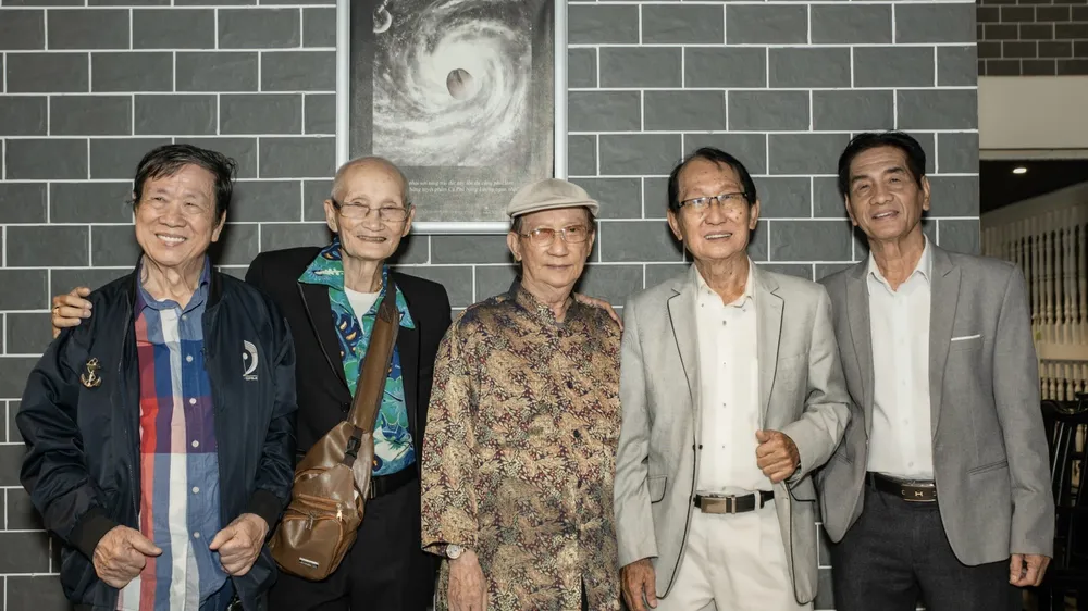 Nhạc sĩ Giao Tiên bất ngờ trở lại sân khấu trong đêm nhạc gây quỹ "Tìm nhau trao yêu thương"