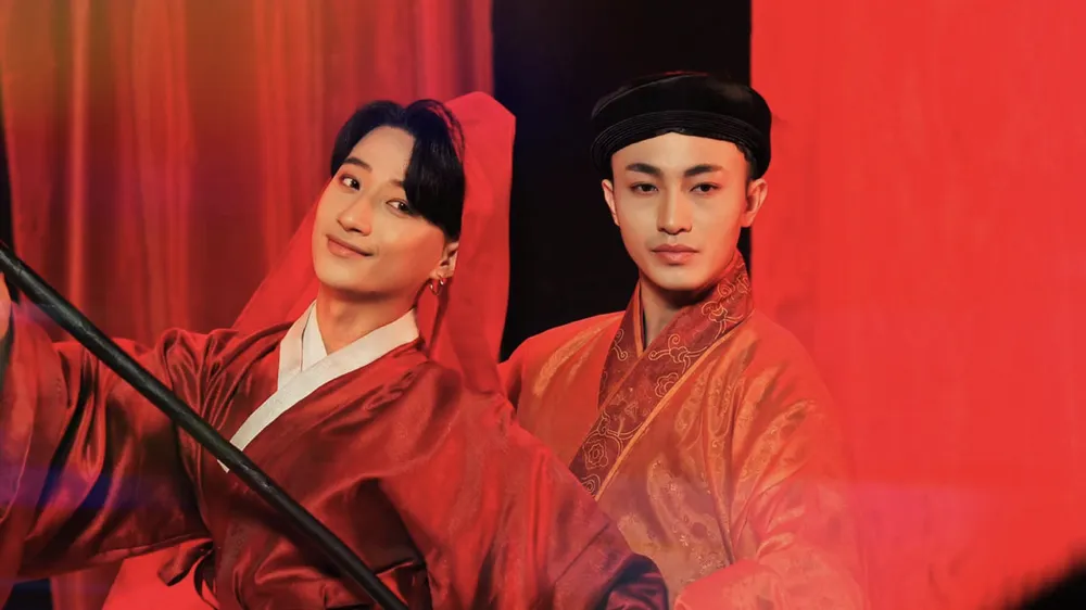Adam Lâm trở lại với MV "Pháo hoa"