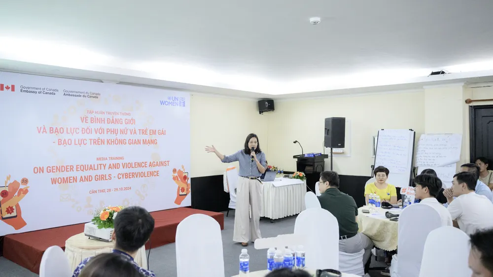 Đẩy mạnh truyền thông về bình đẳng giới và ngăn chặn bạo lực phụ nữ, trẻ em gái trên không gian mạng