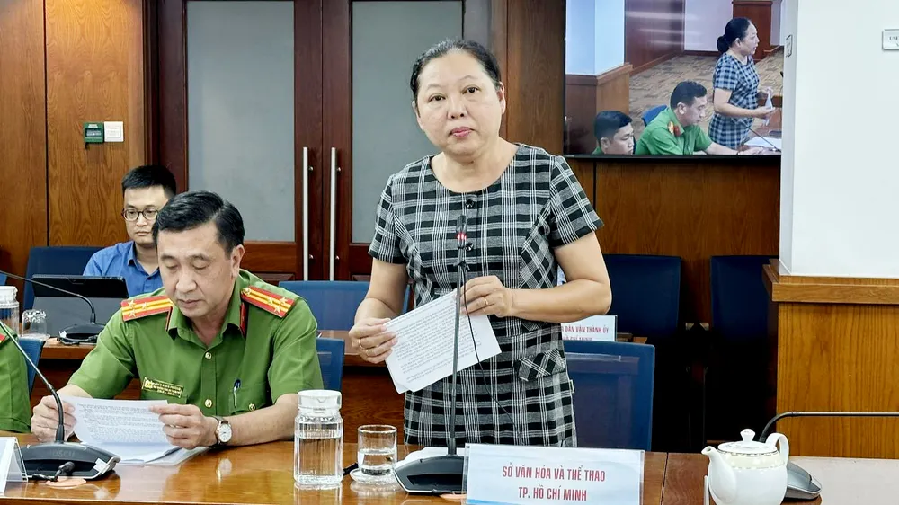 Sở VH-TT TPHCM yêu cầu nghệ sĩ ứng xử văn minh lịch sự với khán giả