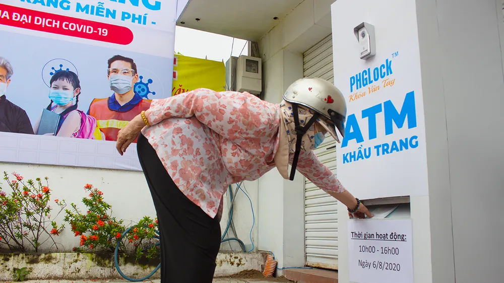 “ATM” khẩu trang miễn phí