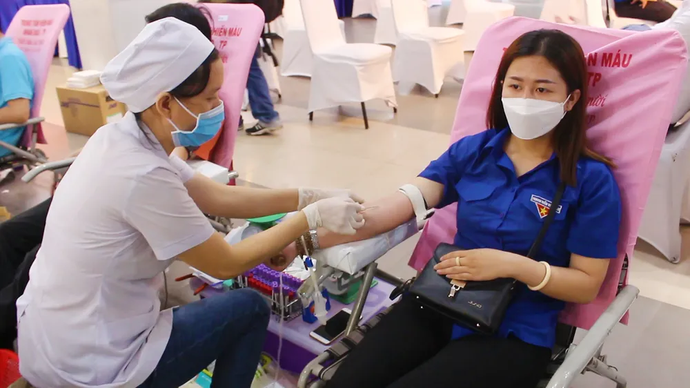 Lượng máu dự trữ đang thiếu, hãy chung tay tham gia hiến máu tình nguyện