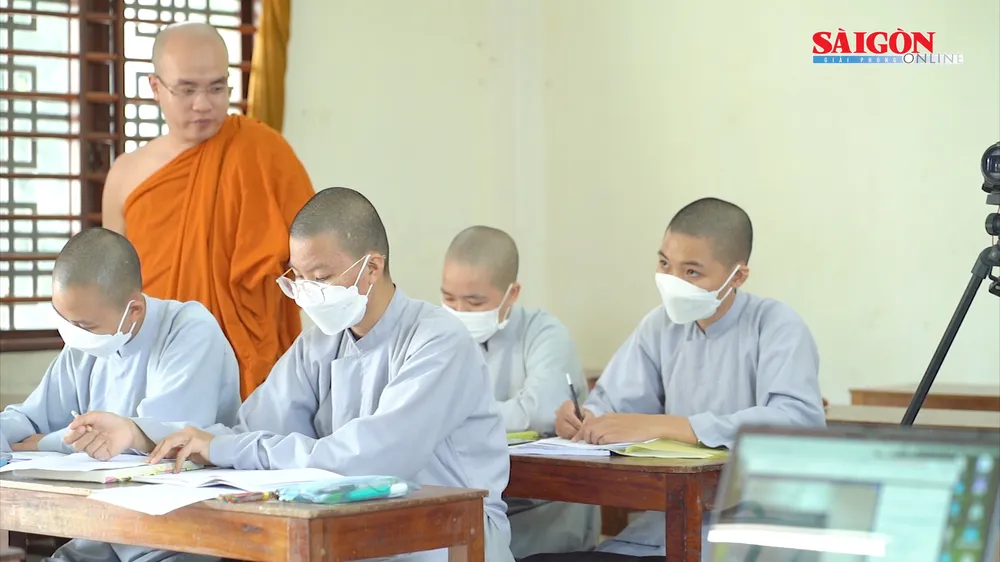 Sư thầy “truyền lửa” đam mê môn Văn