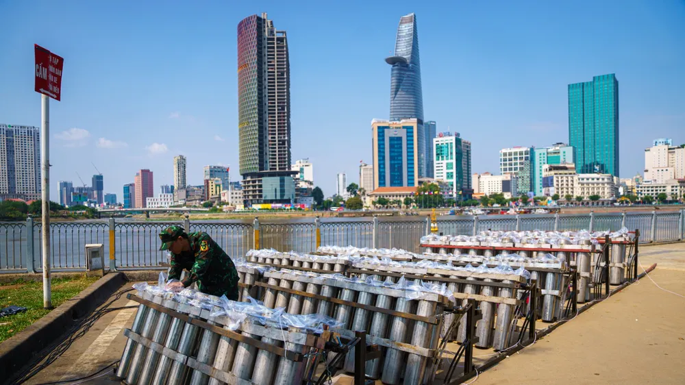 Podcast bản tin tối 9-2: Dàn pháo tại TPHCM trước giờ G
