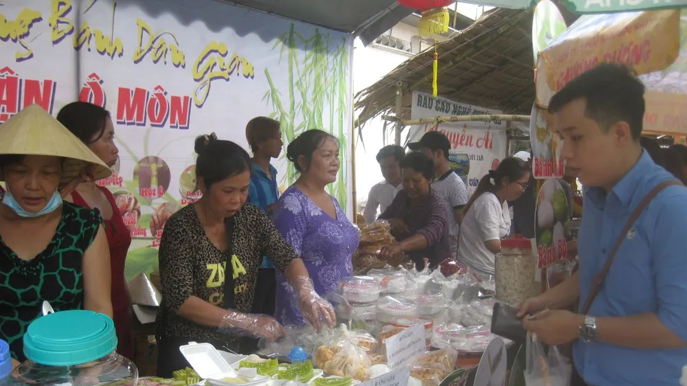 Hơn 200 gian hàng tham dự lễ hội bánh dân gian Nam bộ 2018