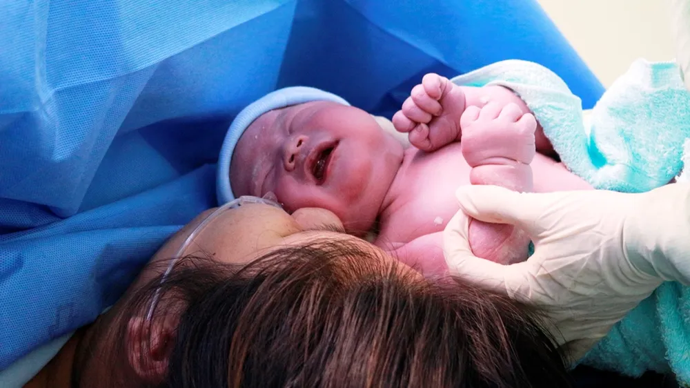 Những "thiên thần nhỏ" chào đời vào thời khắc giao thừa tại Bệnh viện Phụ sản TP Cần Thơ
