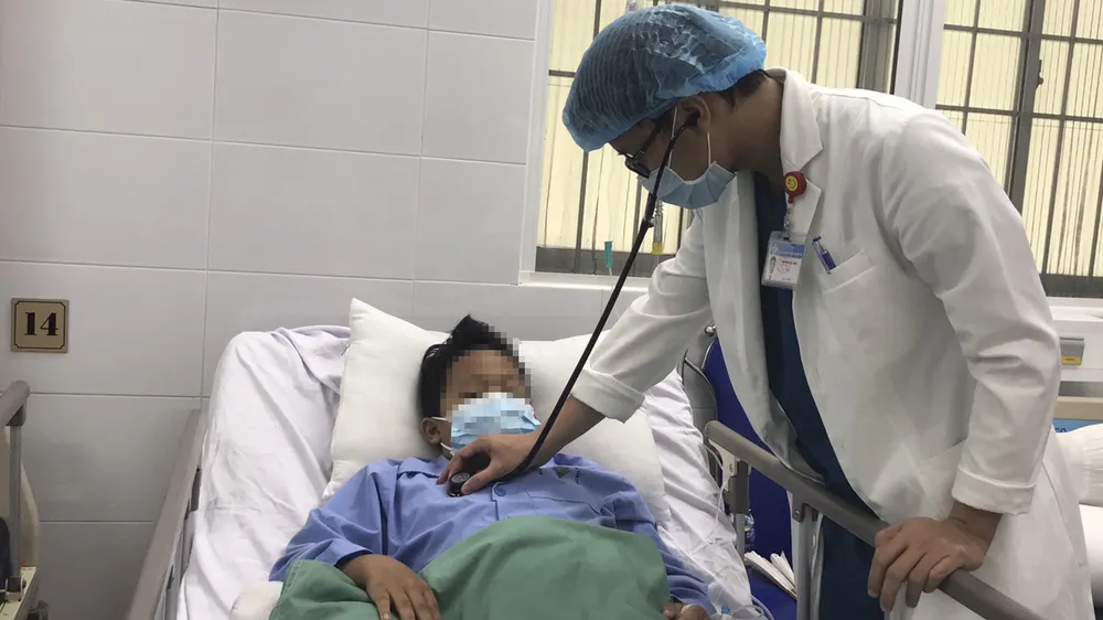 45 phút cứu sống bệnh nhi 11 tuổi bị vỡ túi phình mạch máu não