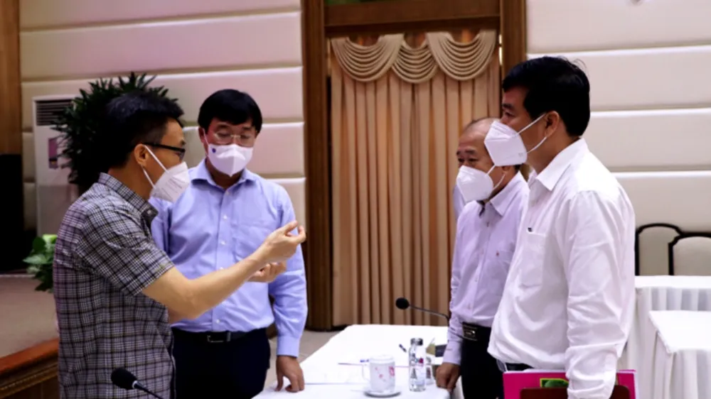 Phó Thủ tướng Vũ Đức Đam: Các tỉnh ĐBSCL cần đẩy nhanh tiêm vaccine phòng Covid-19, điều trị F0 nhẹ tại nhà