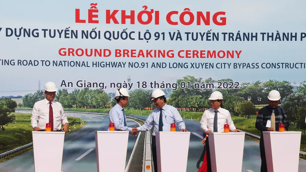 Tăng tốc đầu tư hạ tầng giao thông cho ĐBSCL 