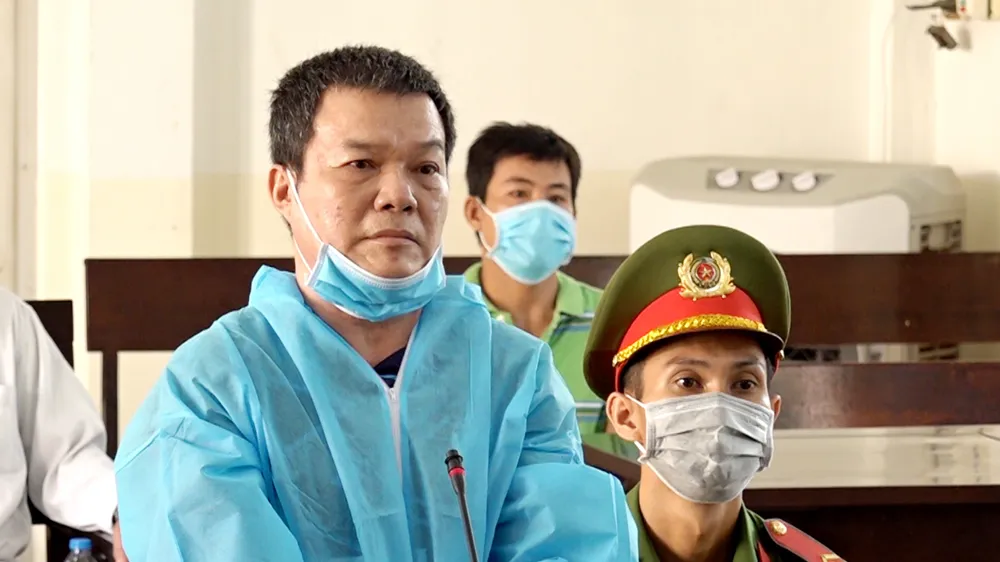 Phạt tù chung thân đối tượng dùng thớt đập đầu rồi đổ xăng thiêu chết vợ 