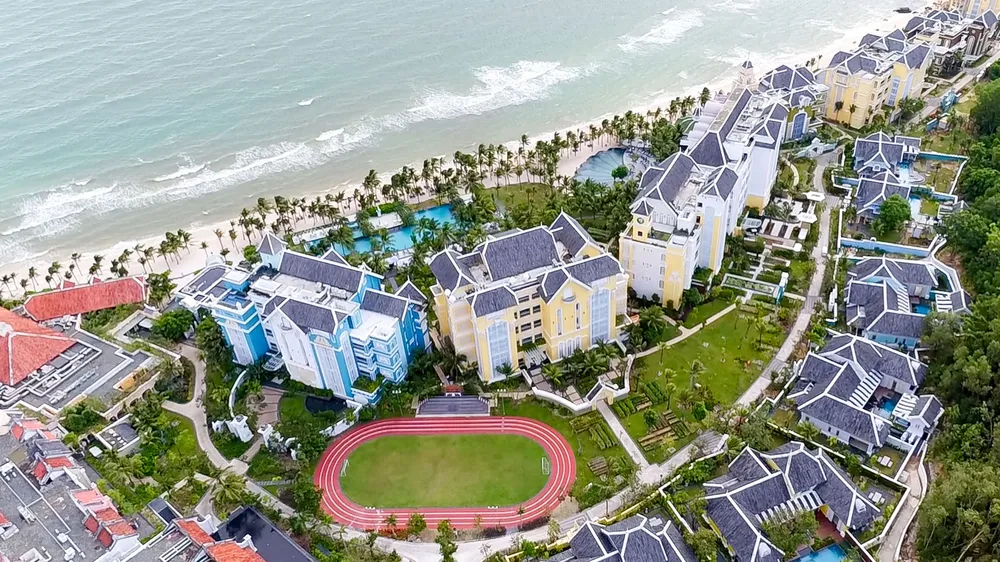Khu phức hợp Bãi Trường. Ảnh: QUỐC BÌNH