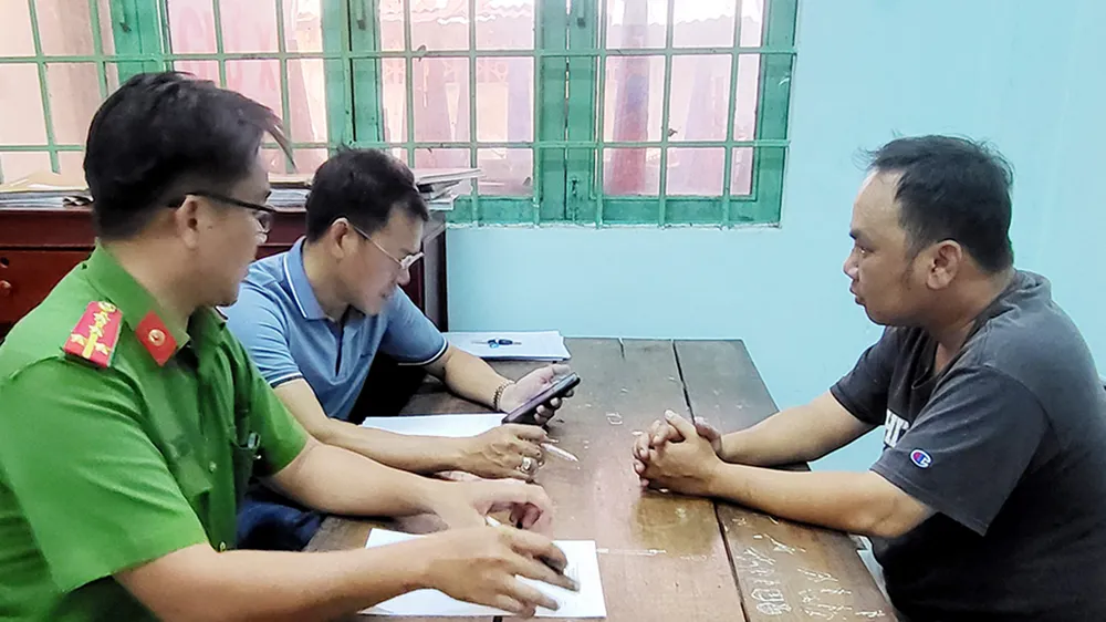 Giả trung tá công an lên mạng xã hội lừa tiền 9 phụ nữ