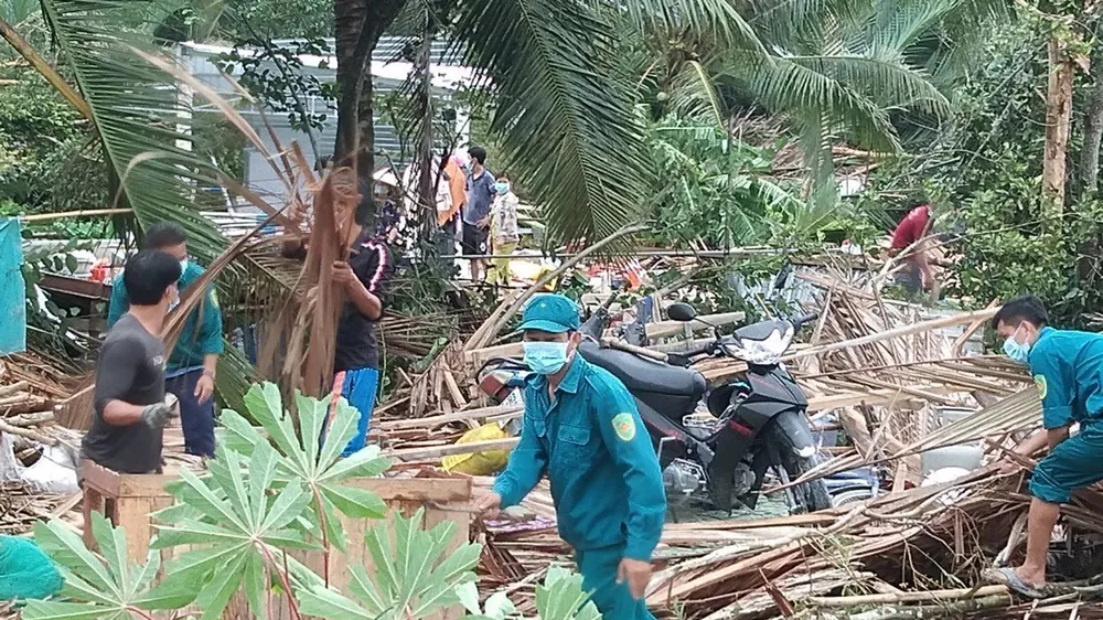 Kiên Giang: Hàng ngàn du khách kẹt lại các đảo do bão số 1
