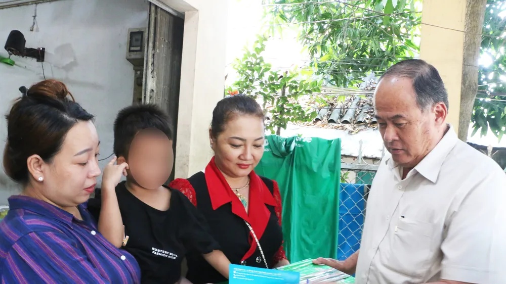 An Giang: Kịp thời cứu sống bé trai nghi bị rơi từ trên cầu xuống sông