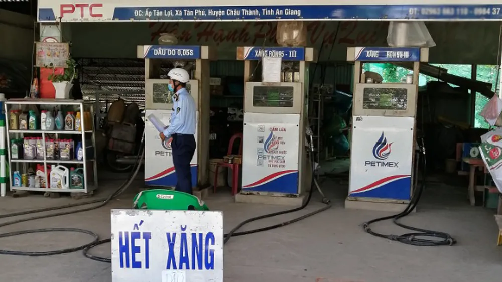 Hàng chục cây xăng lại “than lỗ”, xin tạm ngừng kinh doanh