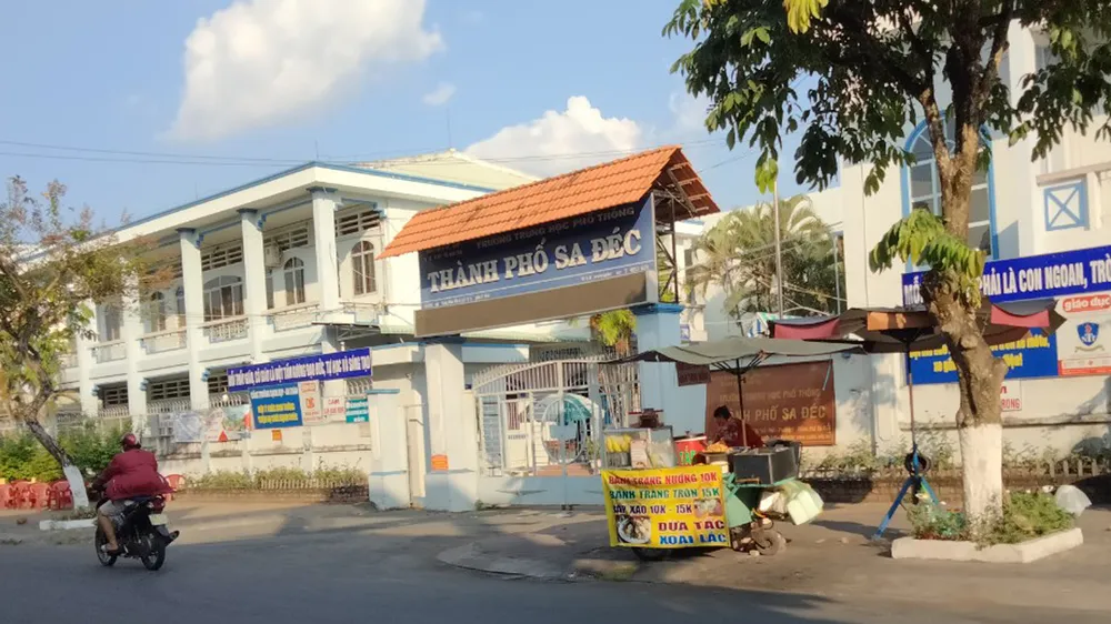 Trường THPT thành phố Sa Đéc – nơi xảy ra vụ việc. Ảnh: QUỐC BÌNH