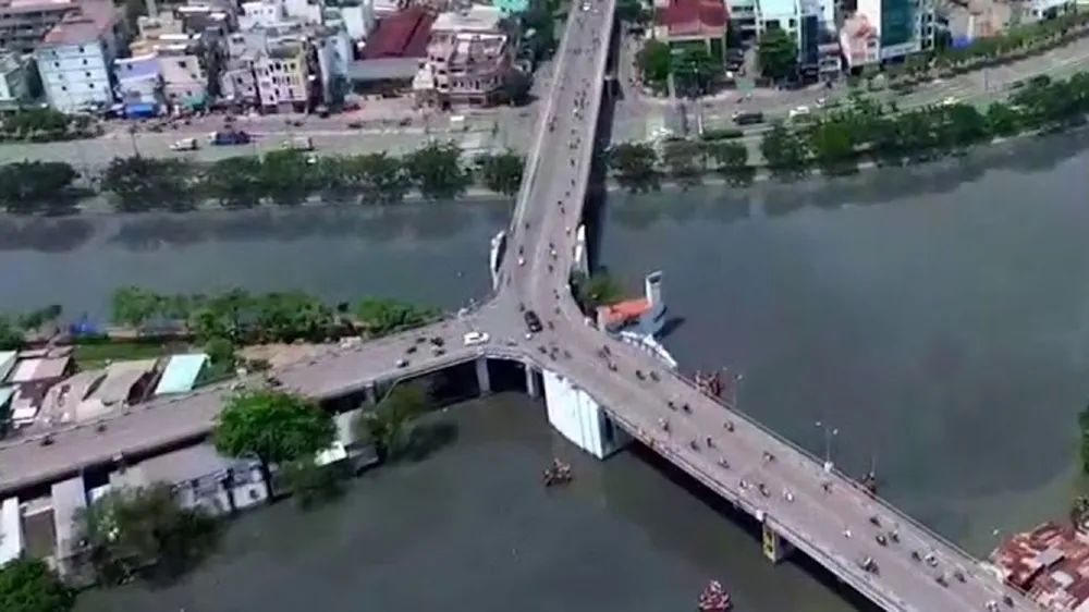 Cấm xe tải qua cầu Chữ Y và nhiều tuyến đường tại quận 1