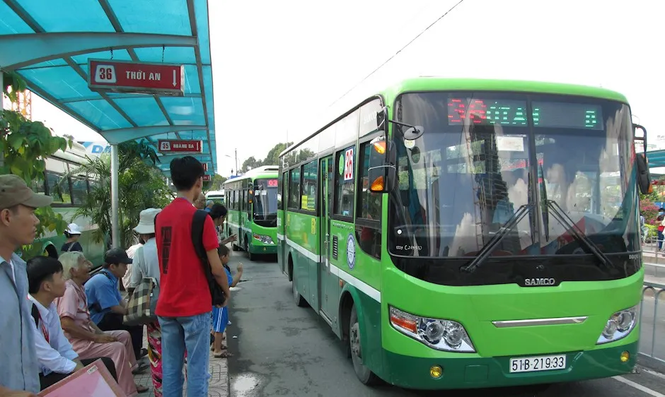 Khẩn trương đấu thầu dịch vụ xe buýt có trợ giá