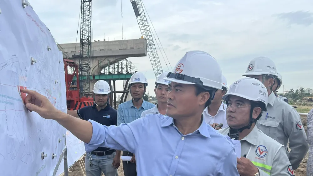 Dự án đường Vành đai 3: Thông xe đoạn cầu cạn trên địa bàn TP Thủ Đức trước ngày 30-4-2025