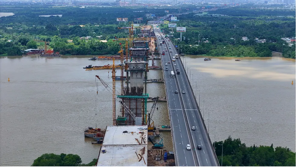 Cầu Long Thành 2 chạy đua với thời gian