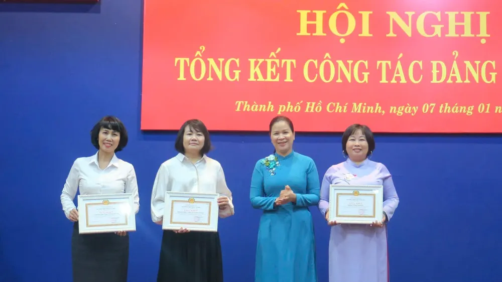 Bưu điện TPHCM sắp xếp biên chế hợp lý, đồng bộ với tổ chức sản xuất