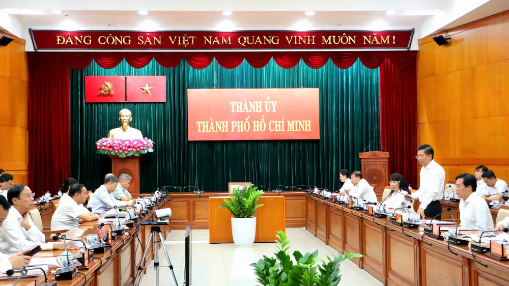 Các đại biểu dự hội nghị tại điểm cầu TPHCM. Ảnh: NGÔ BÌNH