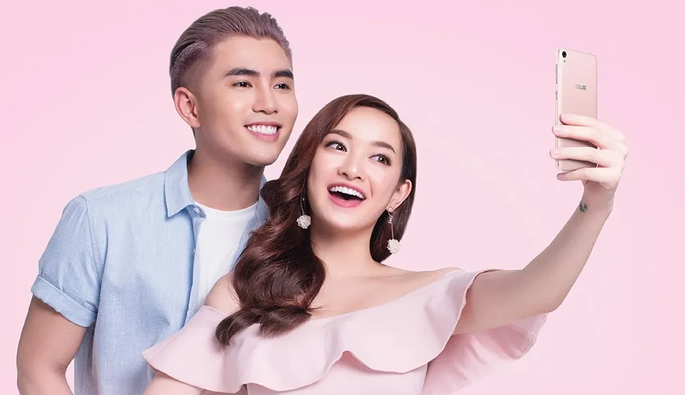 ZenFone Live tập trung vào giới trẻ thích selfile