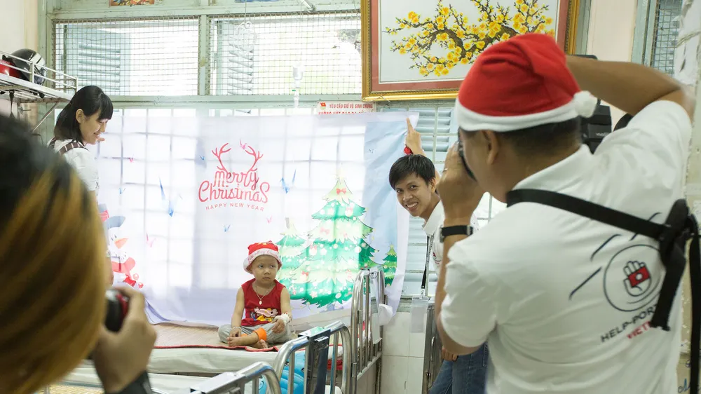 Chụp ảnh chân dung cho mọi người là việc làm ý nghĩa