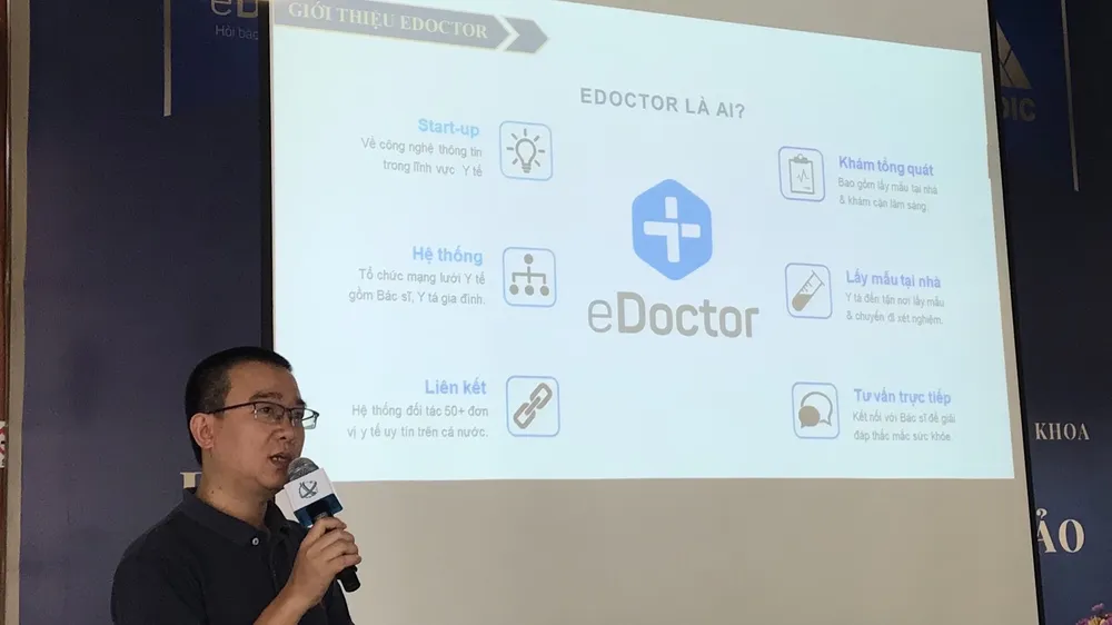 Ông Đặng Công Nguyên giới thiệu về eDoctor