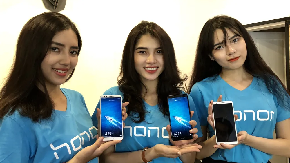 Honor 7C là smartphone tầm trung
