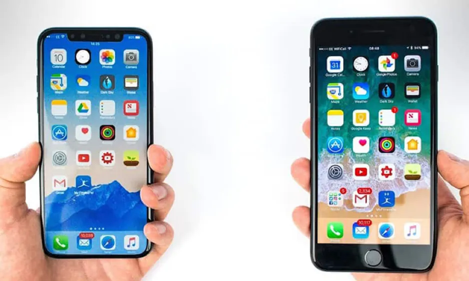 iPhone X cũ cùng được đặt lên bàn cân với iPhone 7 Plus mới