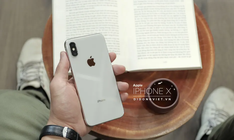  iPhone X vẫn được người dùng tin chọn