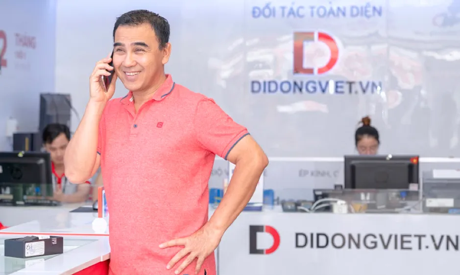 Sao Việt nào chọn Galaxy S10/S10+ làm quà người thân 8-3?
