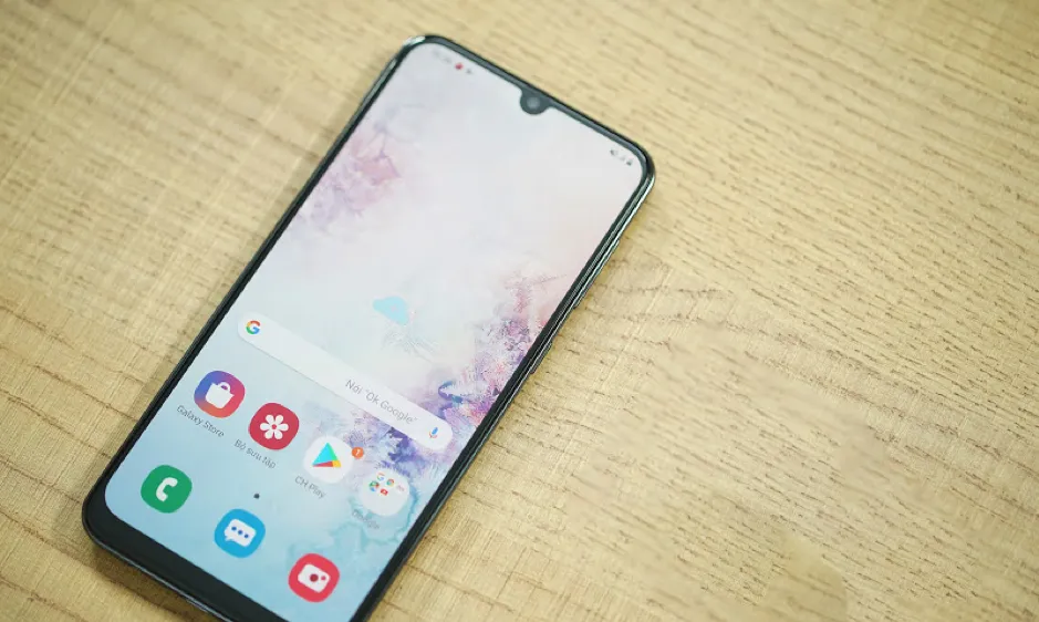 Galaxy A50 giảm 1,2 triệu đồng tại Di Động Việt