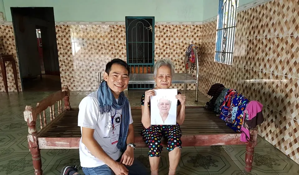 Help-Poirtrait lần thứ 10 với chủ đề “10 năm hy vọng” 
